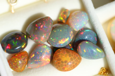 Polished Jewelry Grade Opals