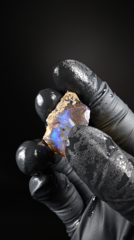 5.12g Rough Specimen