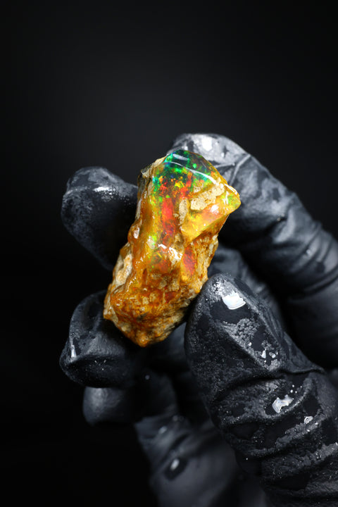 7.96g Rough Specimen