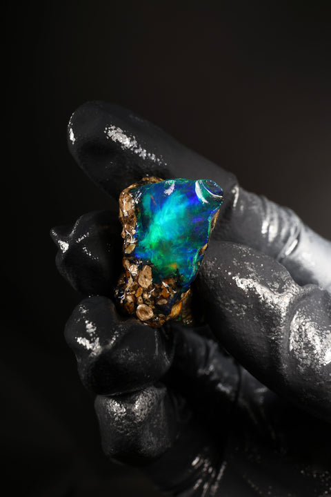 4.86g Rough Specimen