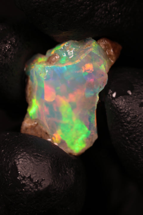 1.96g Chalk Opal