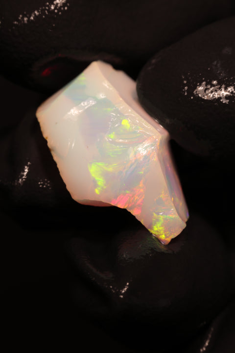 1.35g Chalk Opal
