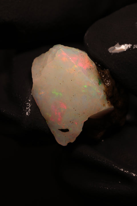 1.89g Chalk Opal