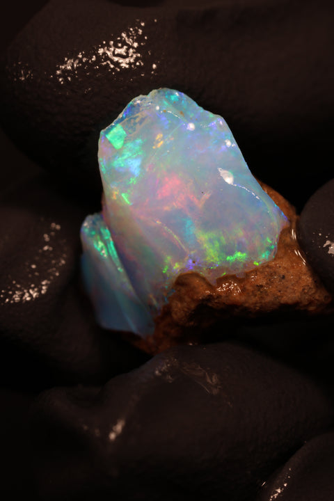 1.93g Chalk Opal
