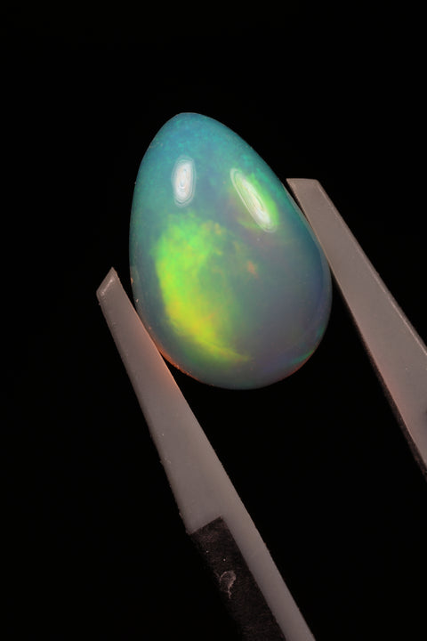 1.90ct Teardrop Cabochon