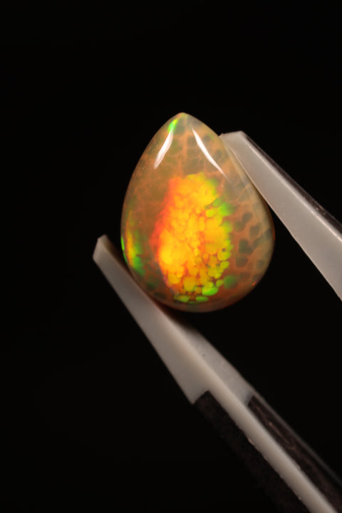 1.65CT Teardrop Cabochon