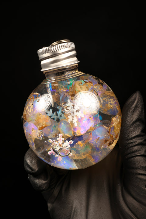 50g Snowflake Specimen Ornament