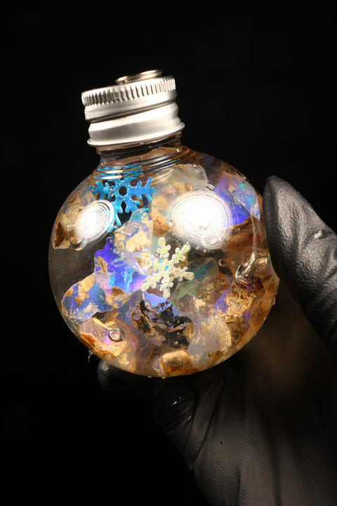 50g Snowflake Specimen Ornament