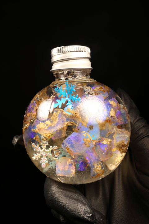 50g Snowflake Specimen Ornament