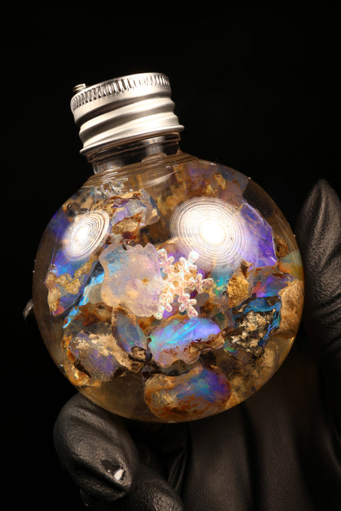 50g Snowflake Specimen Ornament