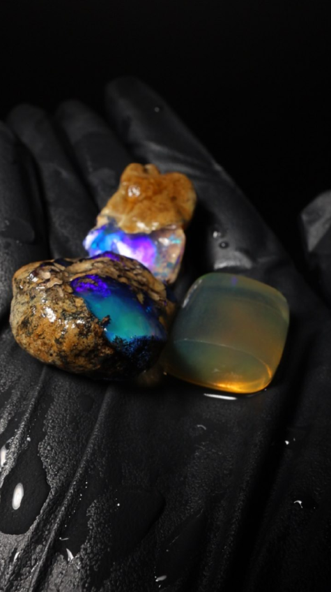 13.33g Rough Specimen and 34.35ct Polish Parcel