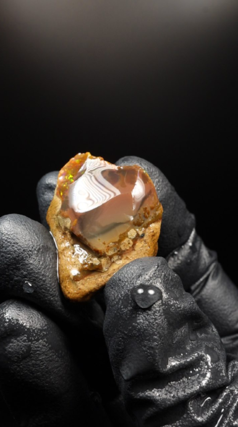 9.74g Rough Specimen