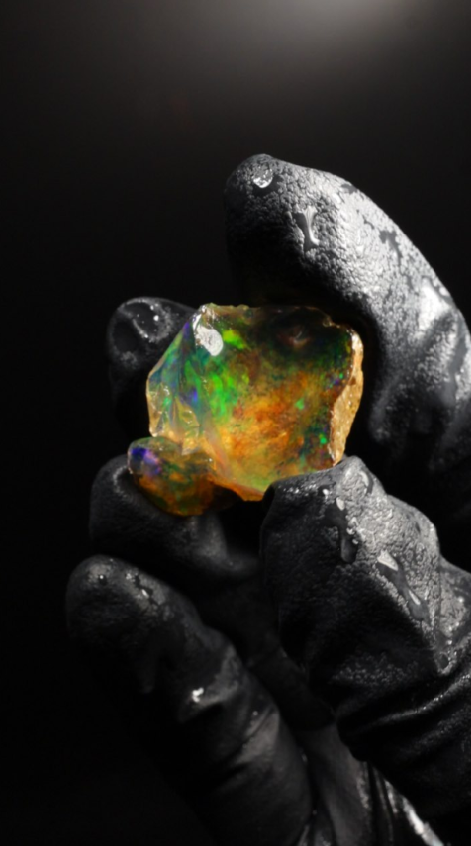 7.47g Rough Specimen