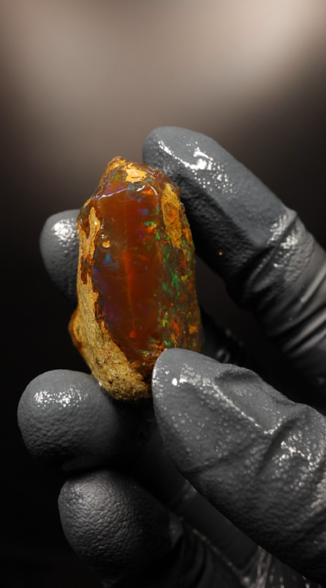 15.71g Rough Specimen