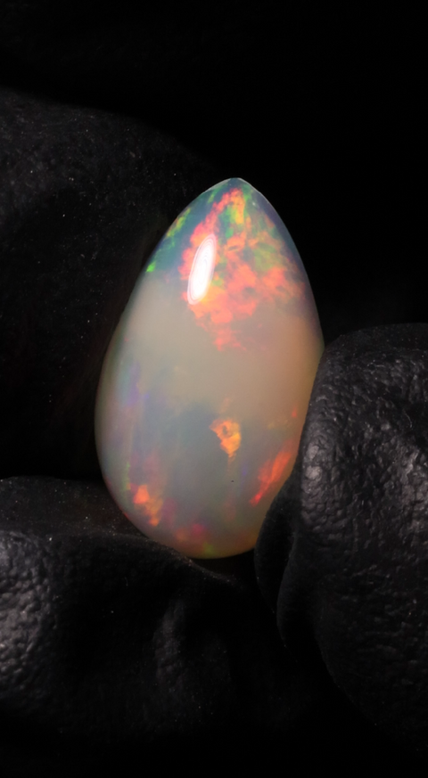 3.45ct Teardrop Cabochon