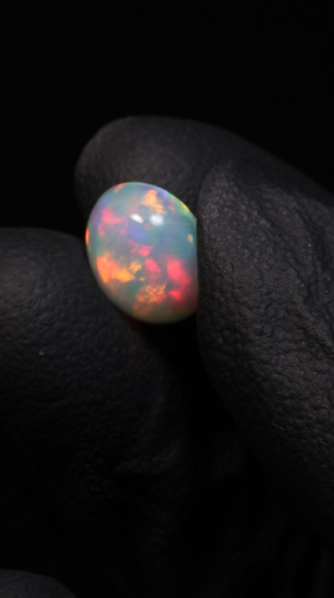 1.75ct Round Cabochon