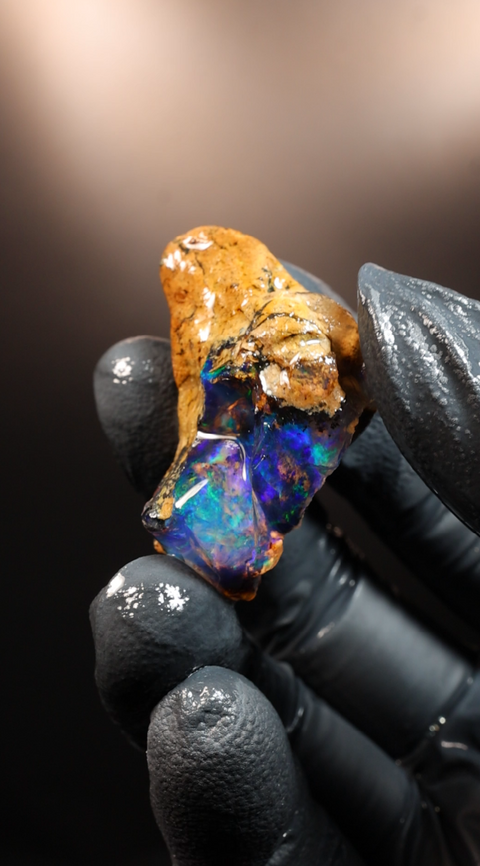 11.04g Rough Specimen