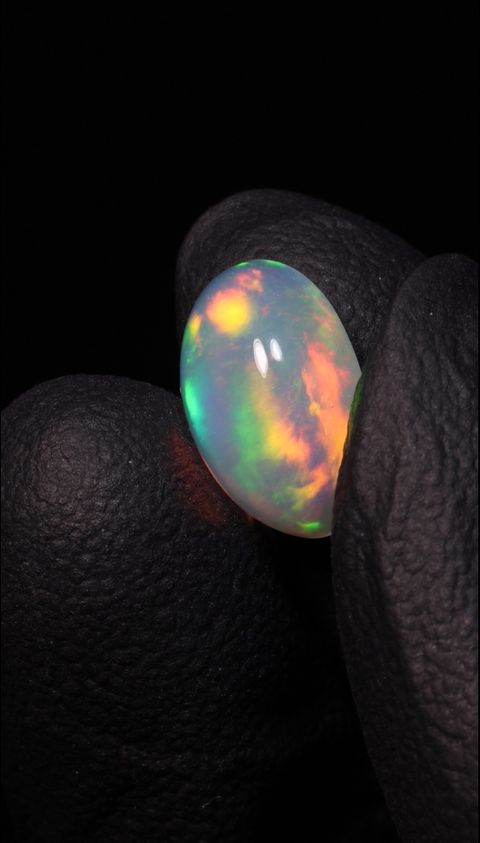 2.55ct Oblong Cabochon