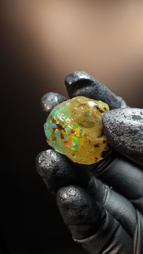 16.81g Rough Specimen