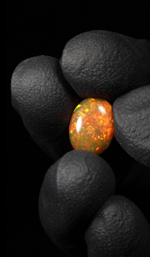 1.95ct Round Cabochon