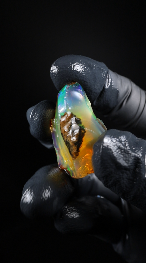 9.42g Rough Specimen