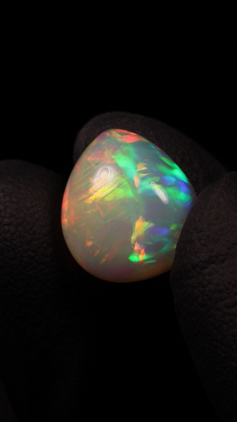 6.70ct Teardrop Cabochon