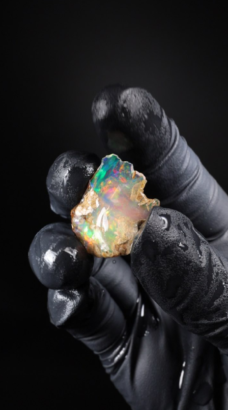 2.89g Rough Specimen