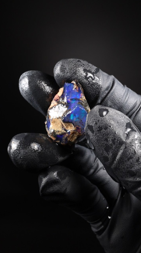 5.82g Rough Specimen