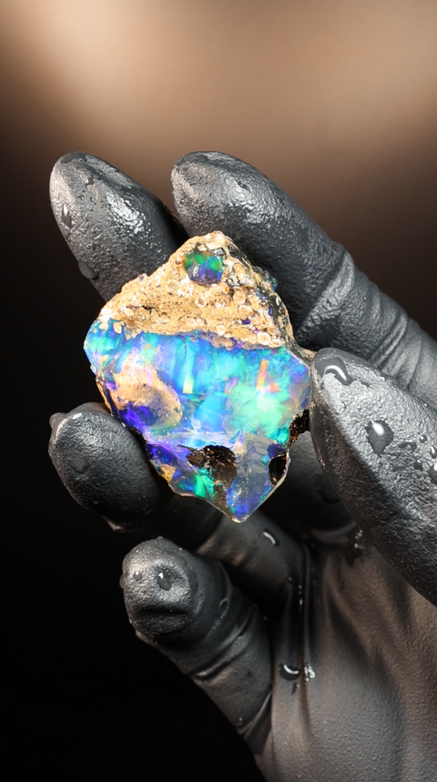 11.69g Rough Specimen