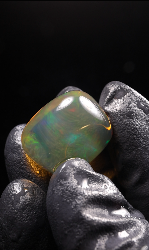 37.85ct Polished Specimen
