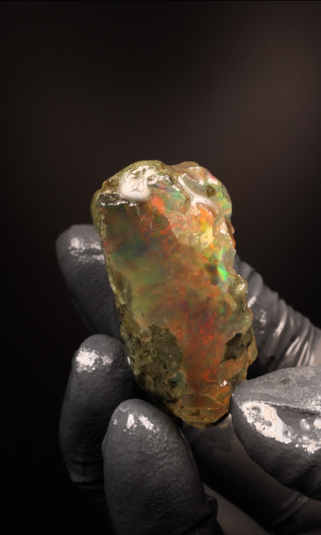 23.85g Rough Specimen