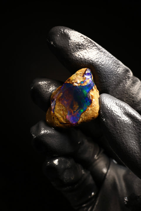 6.89g Rough Specimen