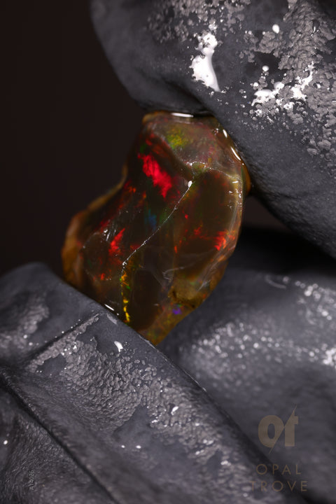2.50g Rough Welo Ethiopian Specimen Opal