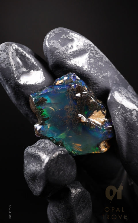 6.81g Rough Specimen