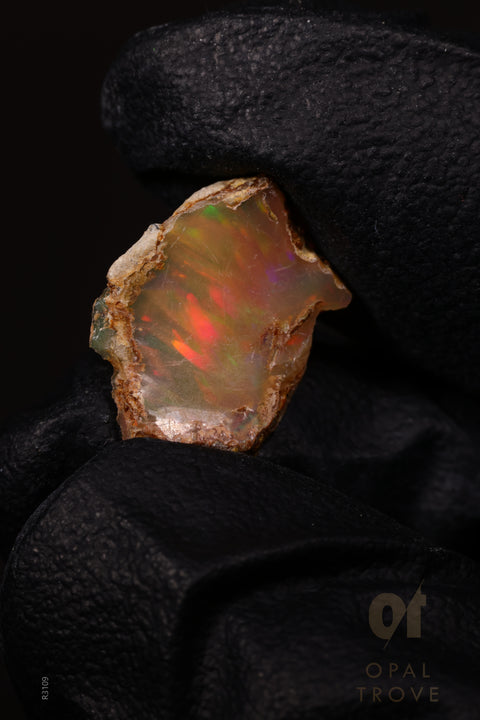 0.42g Rough Ethiopian Jewelry Grade Welo Opal