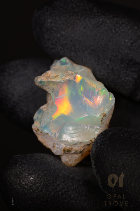2.86g Rough Ethiopian Jewelry Grade Welo Opal