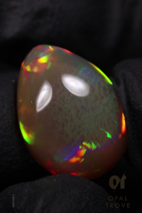 8.00ct Natural Ethiopian Teardrop Cabochon