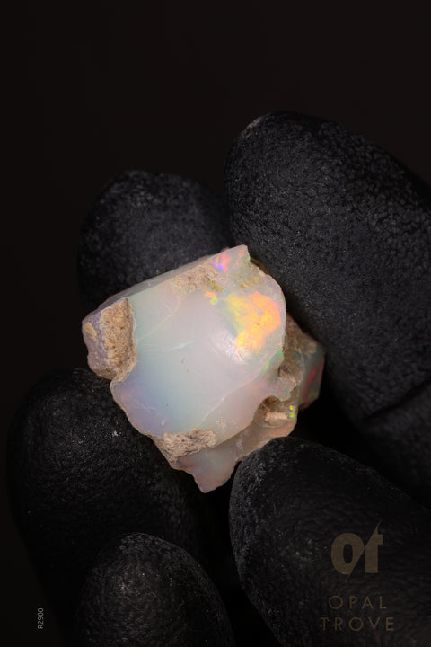 2.52g Rough Ethiopian Jewelry Grade Welo Opal