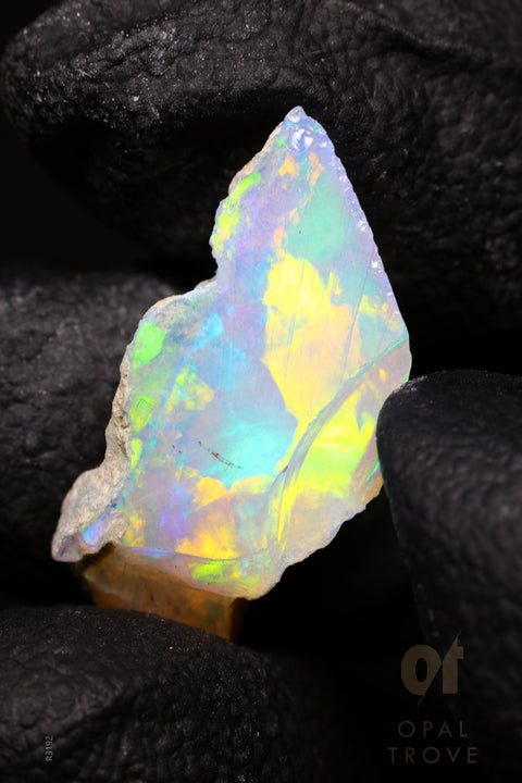 1.59 Rough Ethiopian Jewelry Grade Welo Opal