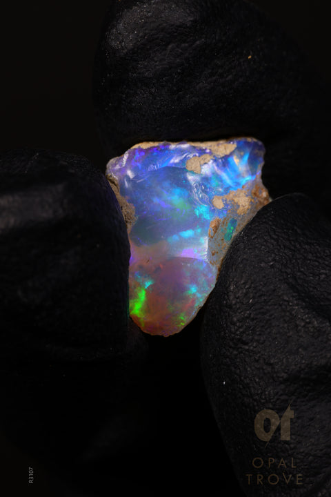 1.06g Rough Ethiopian Jewelry Grade Welo Opal