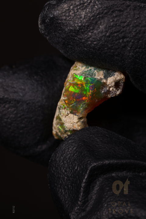 0.77g Rough Ethiopian Jewelry Grade Welo Opal