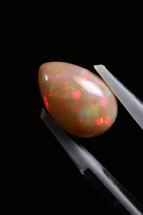 3.40ct Teardrop Cabochon