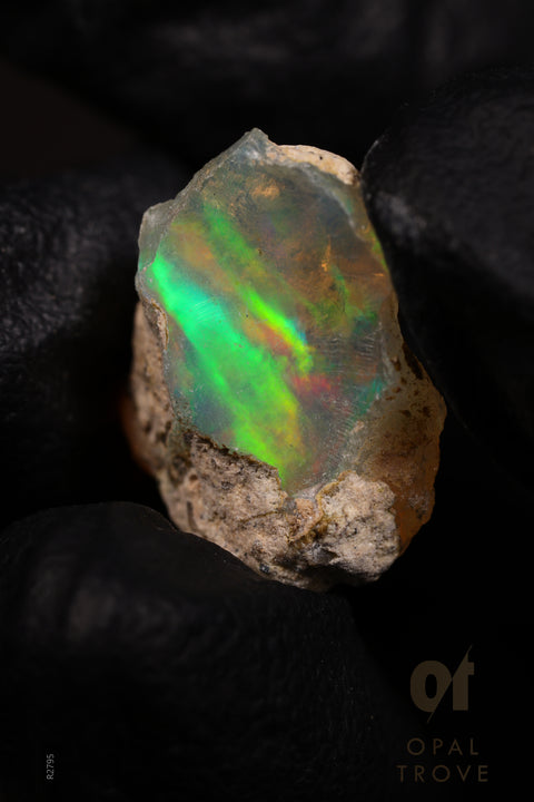 1.06g Rough Ethiopian Jewelry Grade Welo Opal