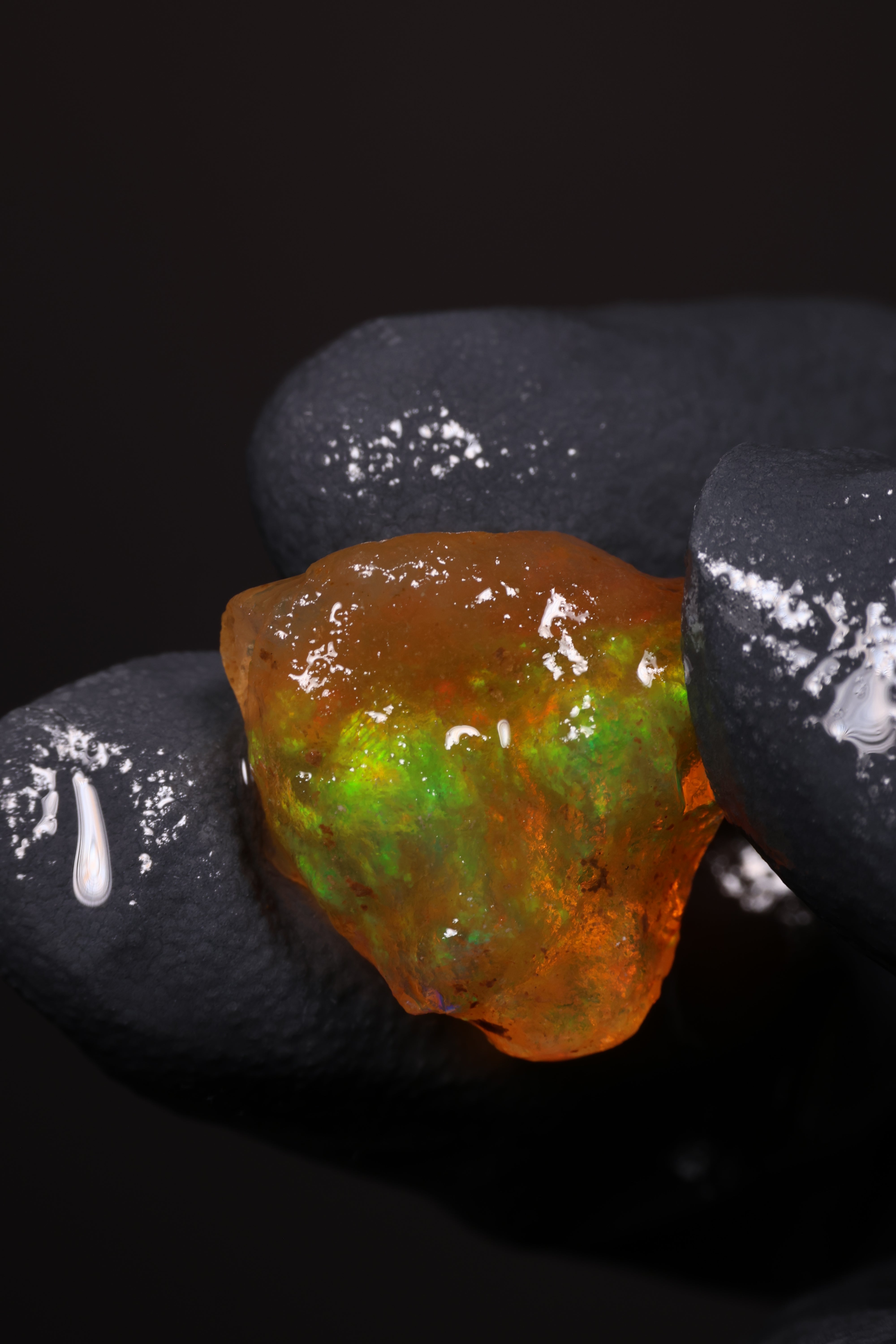 3.34g Rough Specimen – The Opal Trove
