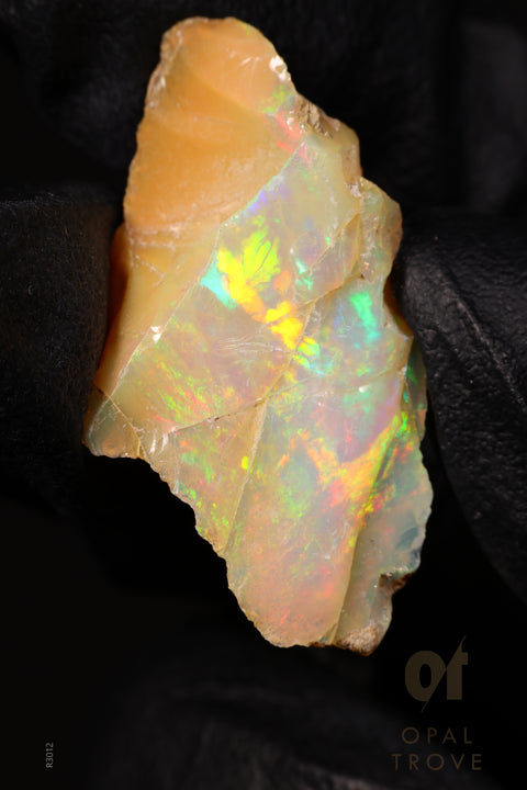 2.82g Rough Ethiopian Jewelry Grade Welo Opal
