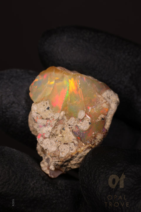 3.88g Rough Ethiopian Jewelry Grade Welo Opal