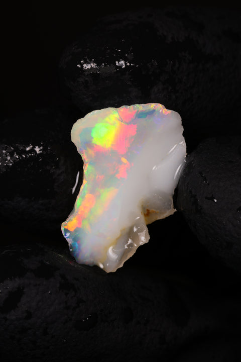 0.97g Chalk Opal