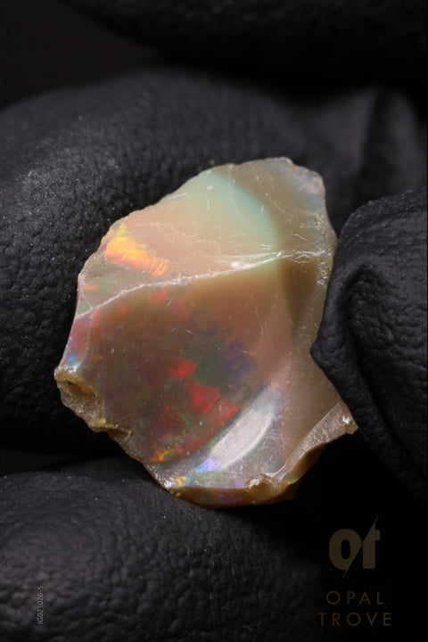 0.99g Rough Ethiopian Jewelry Grade Welo Opal