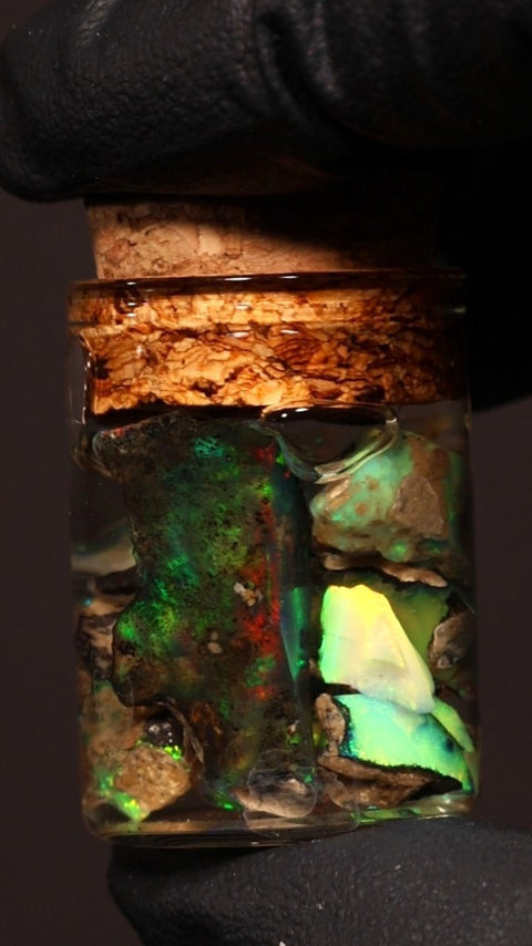 5.00g Chalk Opal Jar