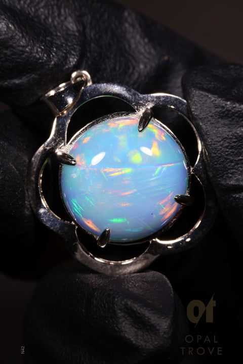 20.95ct Round Cabochon Pendant